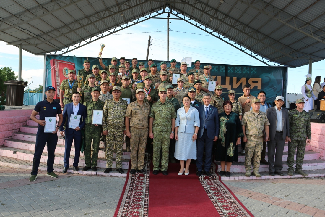 Общее фото участников чемпионата