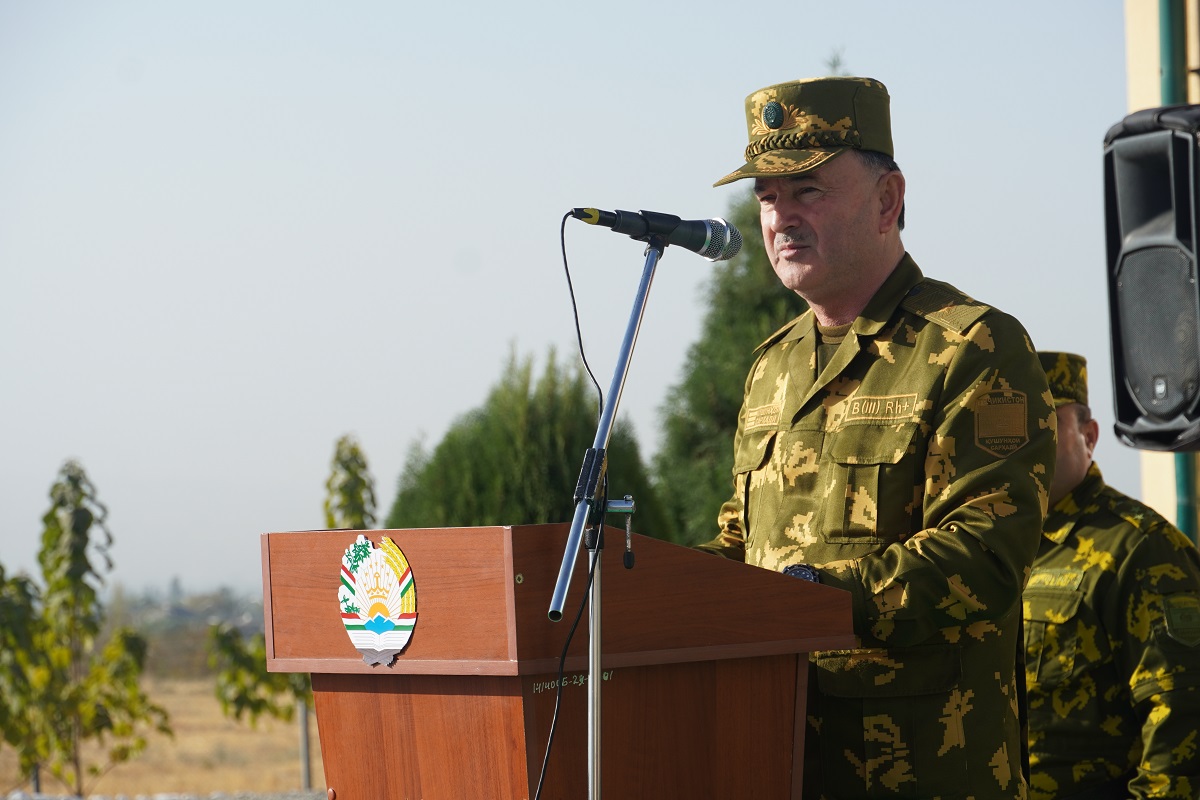 Заместитель начальника Главного штаба Пограничных войск ГКНБ Республики Таджикистан генерал-майор Абдулвохид Давлат Мирзозода