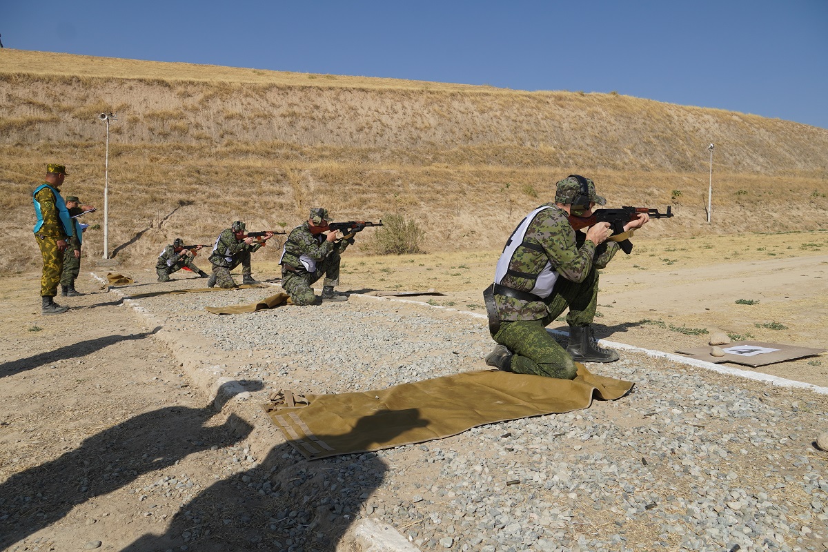 На огневом рубеже