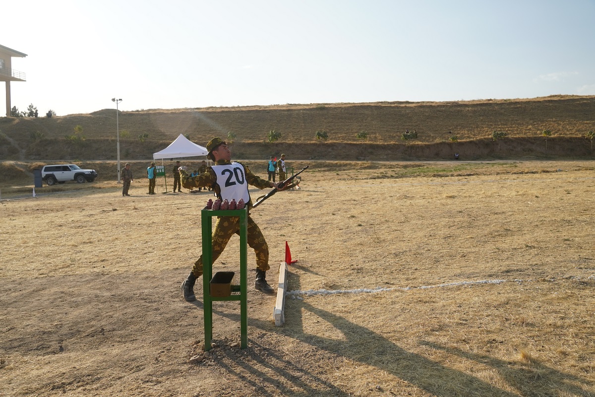 «Гранатами – огонь!»