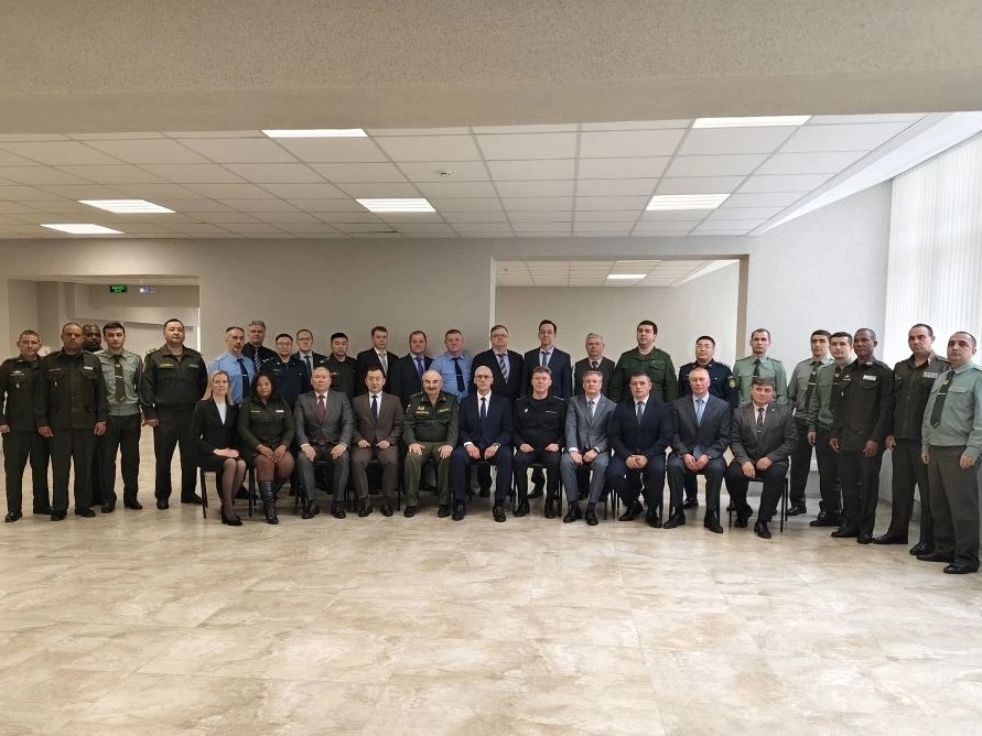 Участники международной межведомственной научно-практической конференции