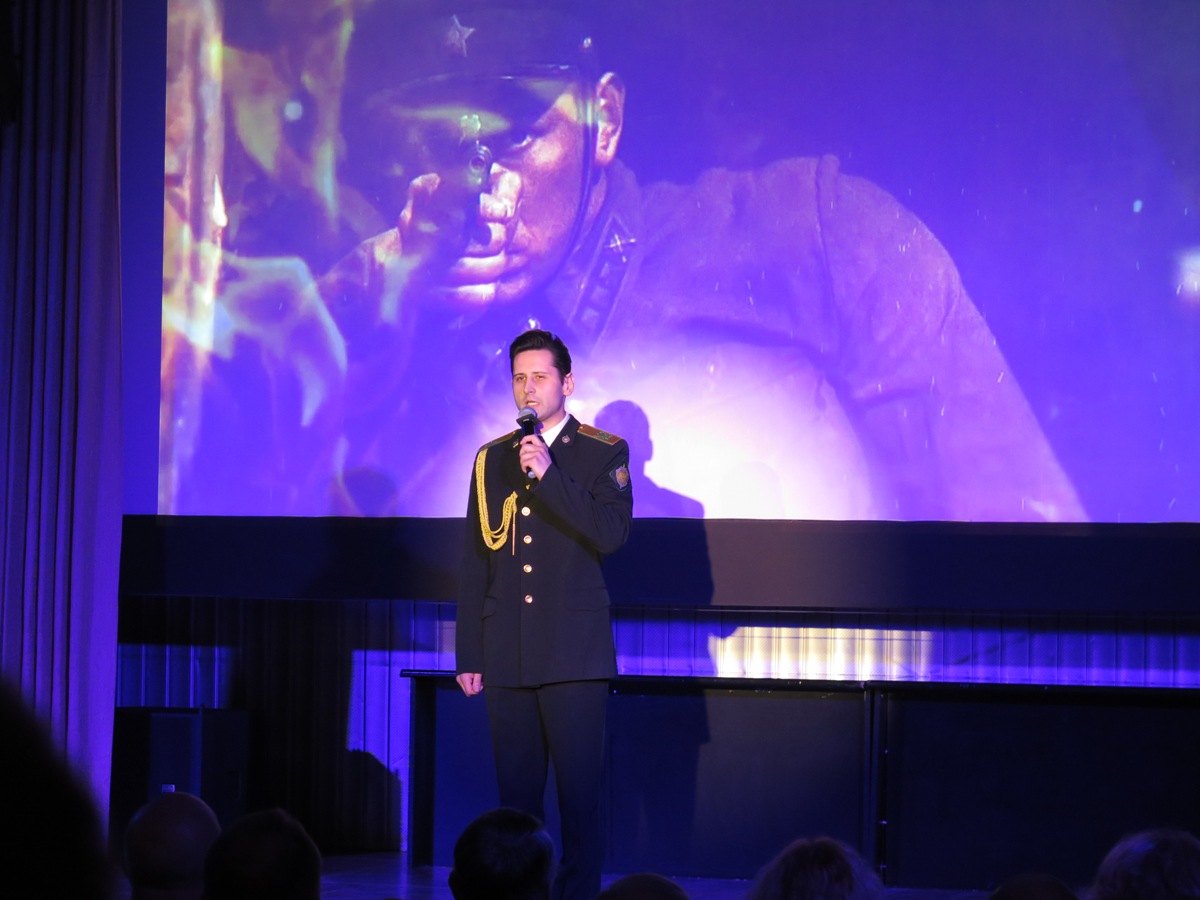 Выступление солиста Центрального пограничного ансамбля ФСБ России